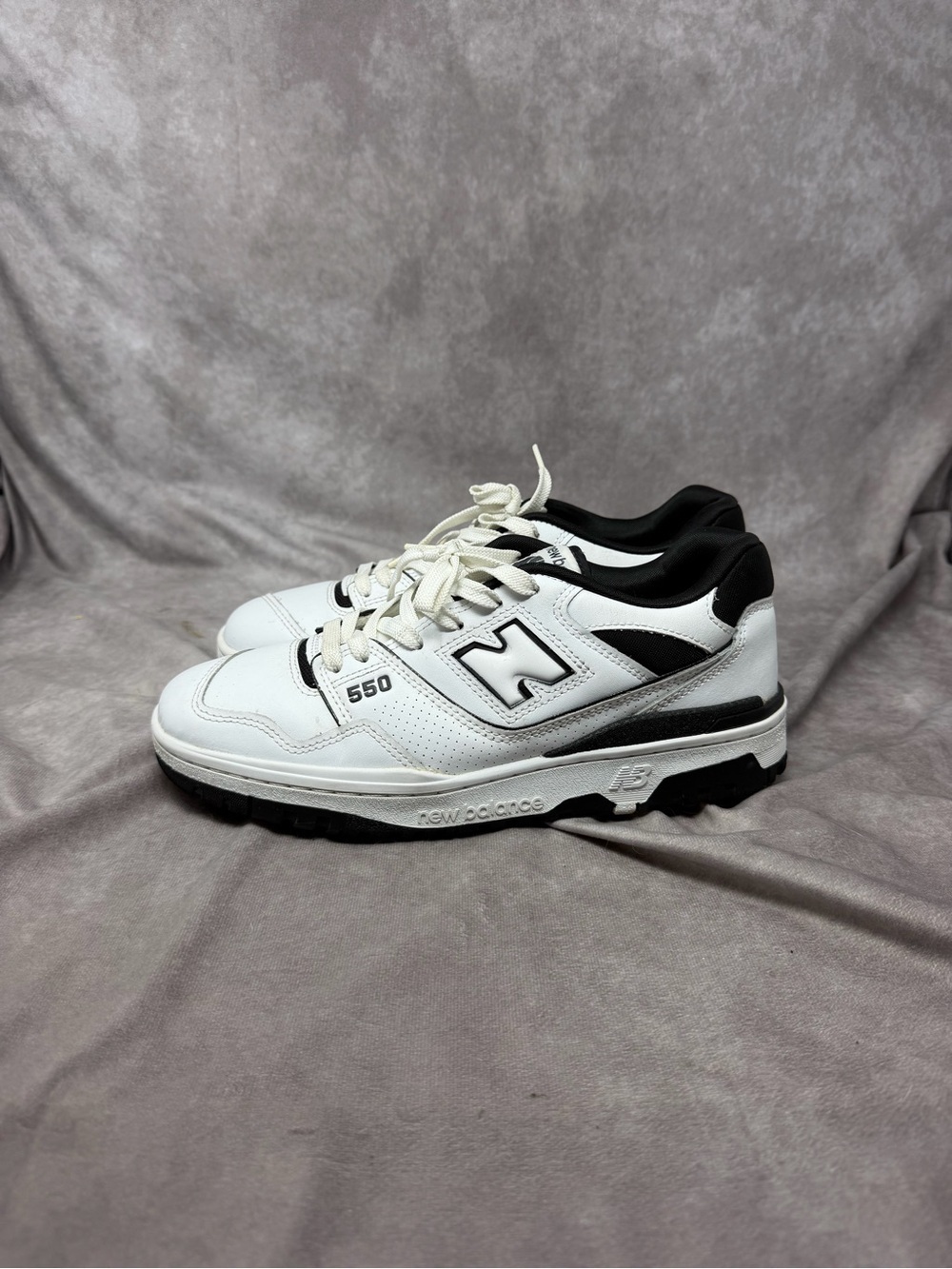 New Balance Men's 550v1 BB550HA1 White Walking Shoes Size 9 D Sneaker - Picture 2 of 5